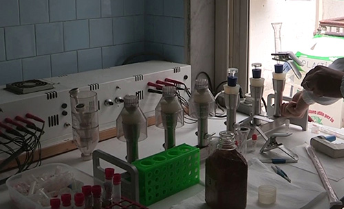 Filtration of the samples for further analysis from microalgal culture